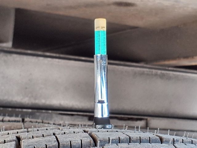 2018 Isuzu NPR 24' Box Truck - 22987769 - 36