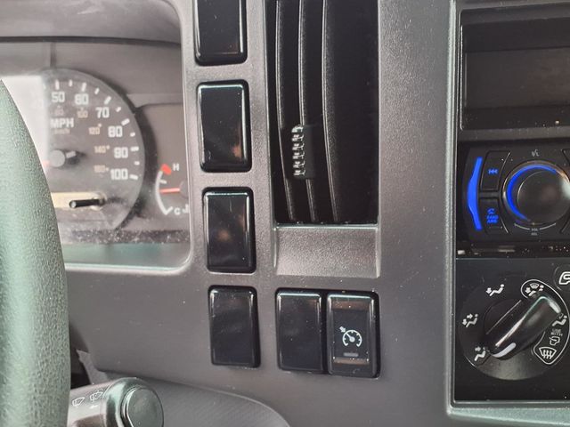 2018 Isuzu NPR 24' Box Truck w/Liftgate - 22981022 - 27