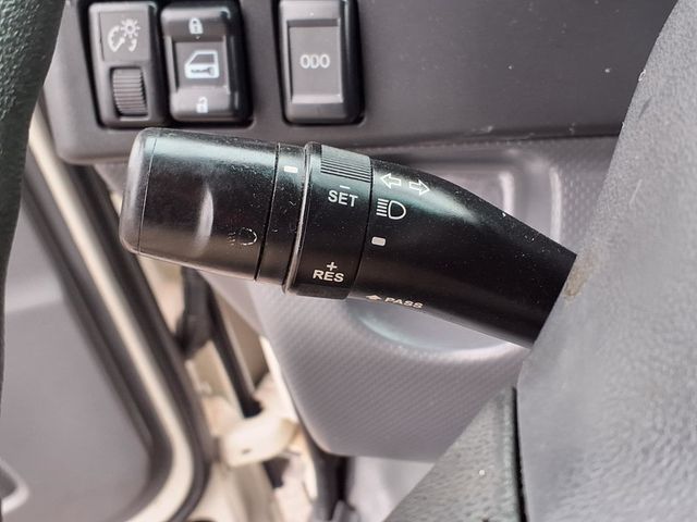 2018 Isuzu NPR 24' Box Truck w/Liftgate - 22981022 - 30