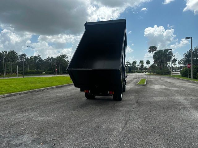 2018 Isuzu NPR Dump Truck  - 22032617 - 17