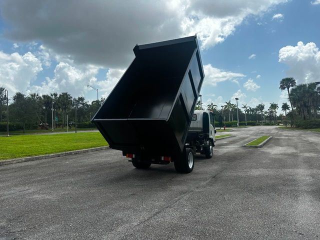 2018 Isuzu NPR Dump Truck  - 22032617 - 18