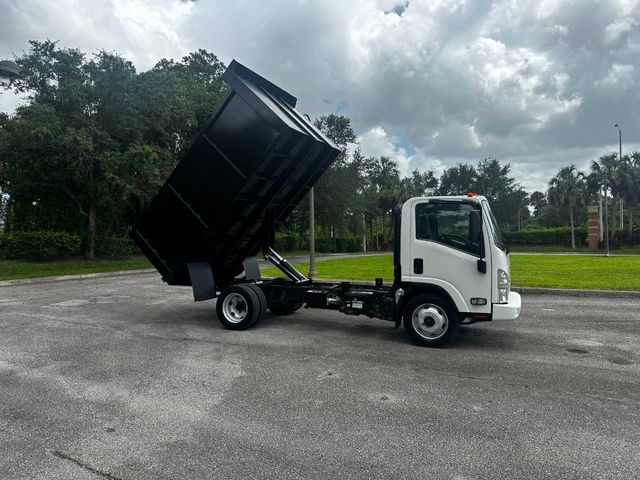 2018 Isuzu NPR Dump Truck  - 22032617 - 26