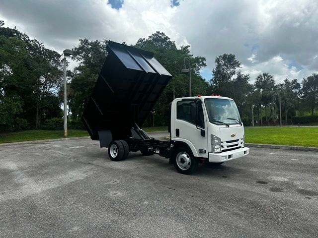 2018 Isuzu NPR Dump Truck  - 22032617 - 28