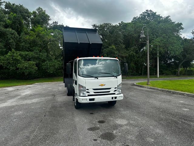 2018 Isuzu NPR Dump Truck  - 22032617 - 31