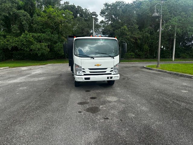 2018 Isuzu NPR Dump Truck  - 22032617 - 59