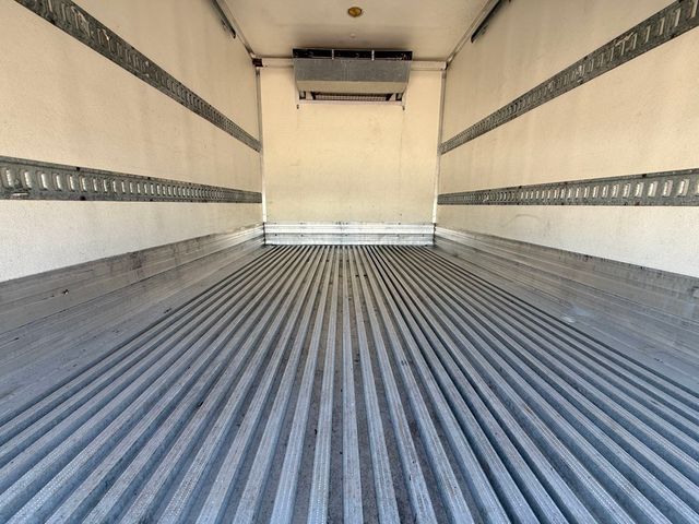 2018 Isuzu NPR Freezer Truck  - 23002928 - 6