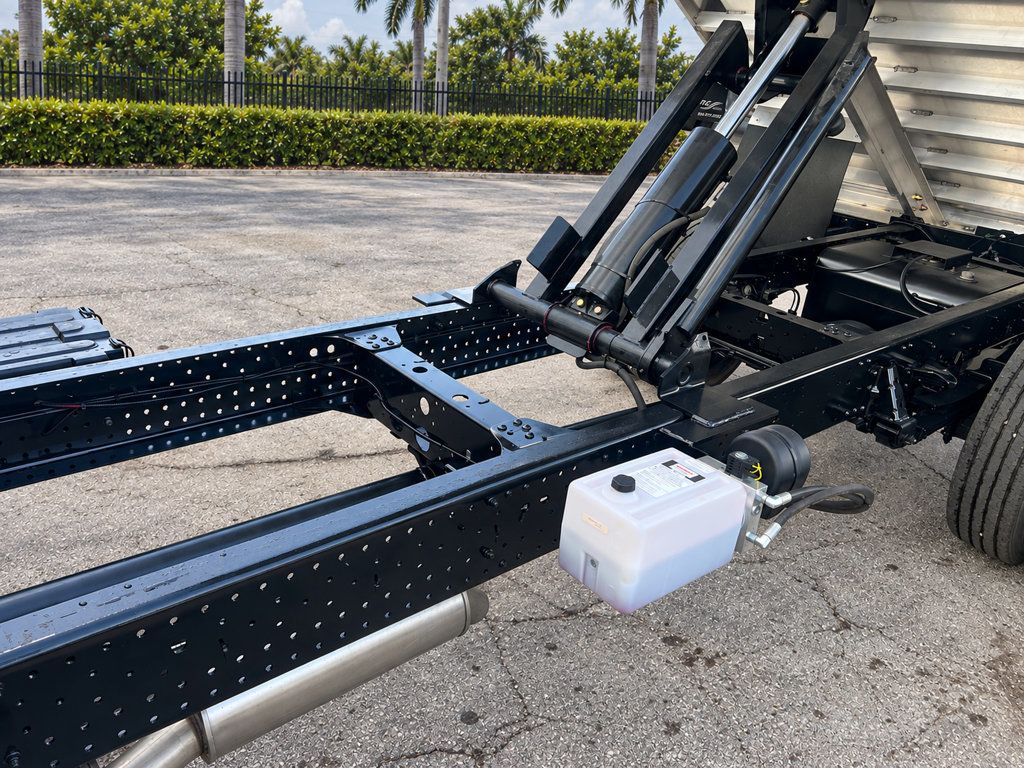 2018 Isuzu NPR HD CREW gas w/ NEW 14ft Landscape Body Aluminum dump Truck - 23092895 - 11