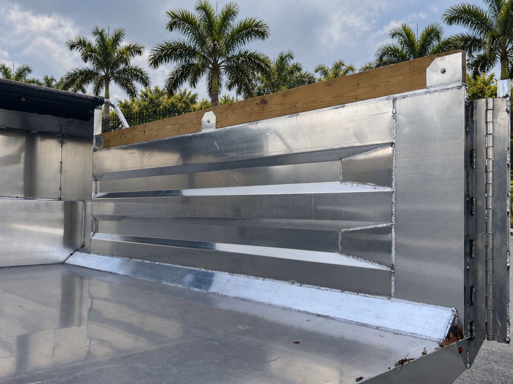 2018 Isuzu NPR HD CREW gas w/ NEW 14ft Landscape Body Aluminum dump Truck - 23092895 - 38