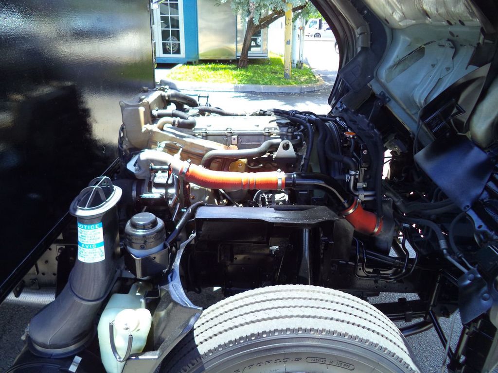 2018 Isuzu NPR XD 18FT FLATBED PLATFORM BODY.. 16,000LB GVW - 22057892 - 22