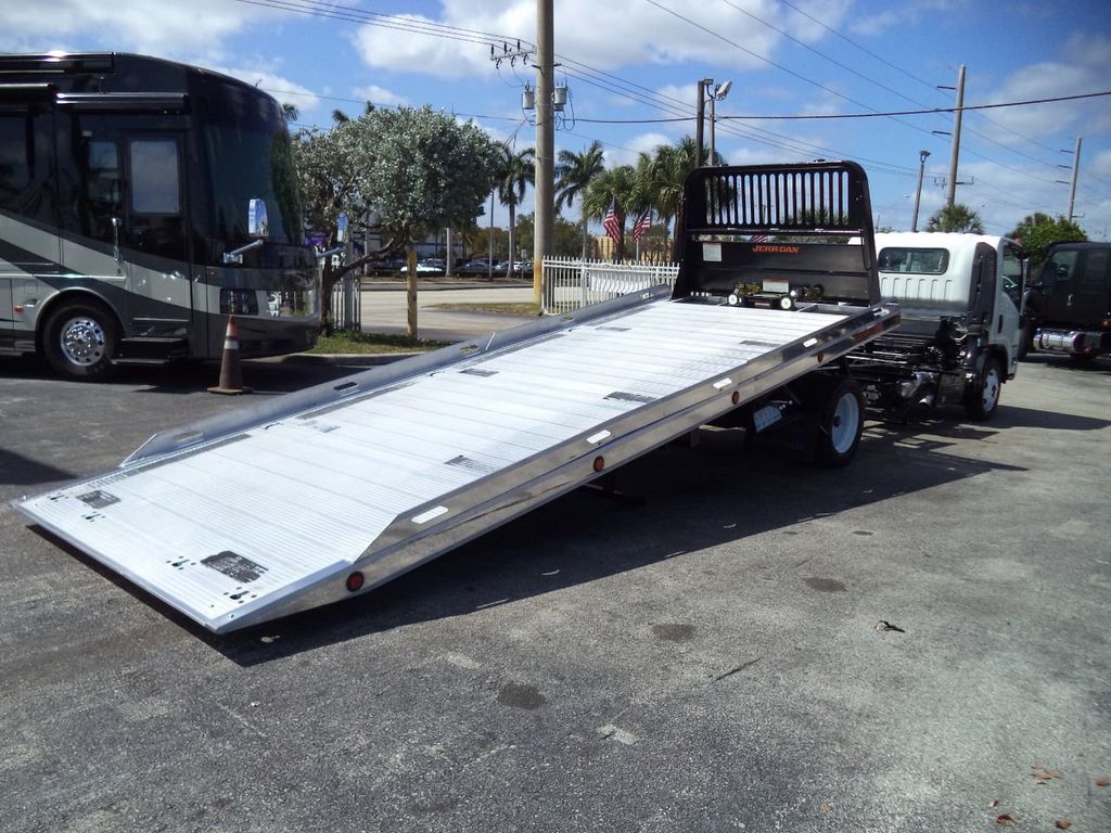 2018 Isuzu NRR 21' JERRDAN ROLLBACK TOW TRUCK. - 21856430 - 17