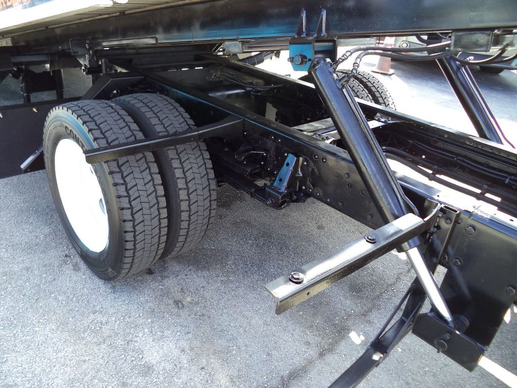 2018 Isuzu NRR 21' JERRDAN ROLLBACK TOW TRUCK. - 21856430 - 24