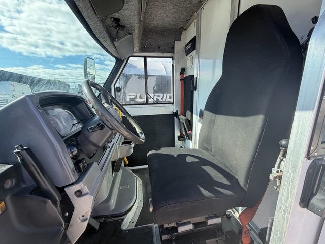 2018 Isuzu Reach Stepvan  - 23095236 - 6