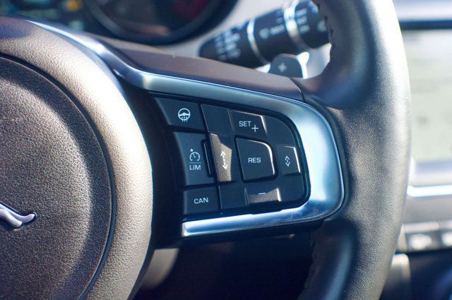 2018 Jaguar E-PACE LocalTrade/P-300-AWD/R-Dynamic-S/DrivePkg/ColdClimatePkg/NAV - 22996473 - 24