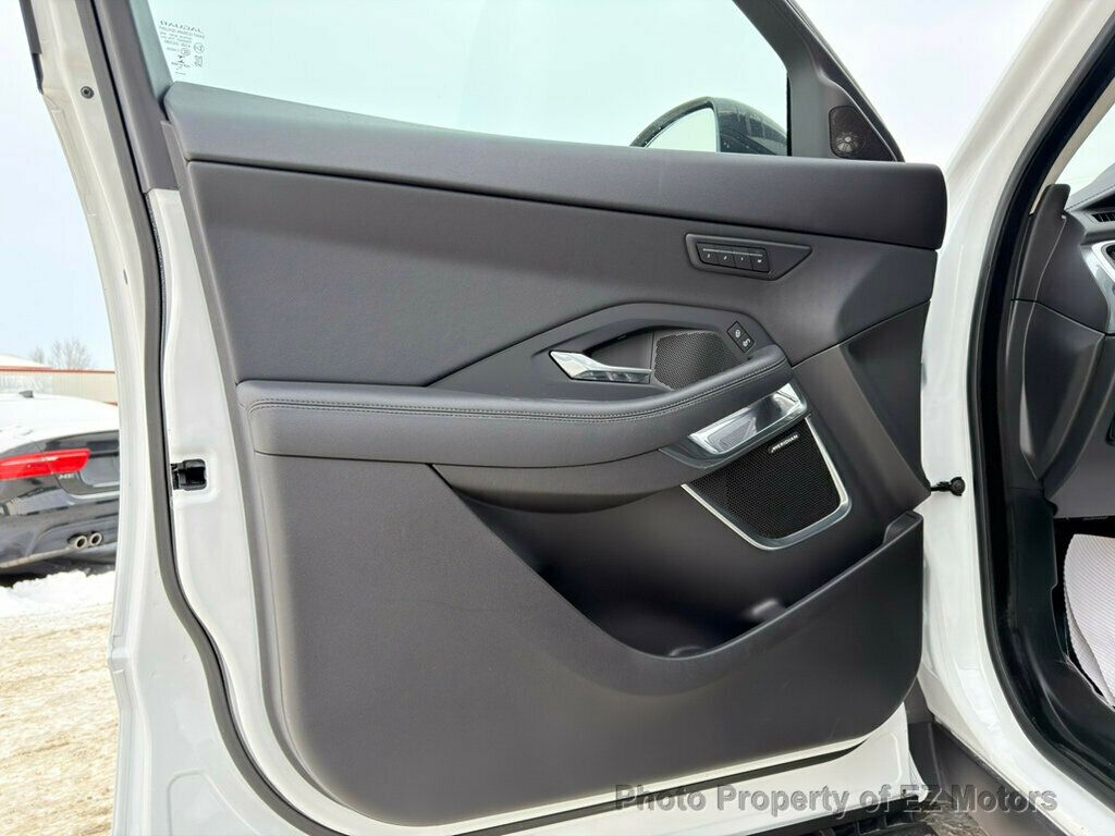 2018 Jaguar E-PACE ONE OWNER--72543 KMS! CERTIFIED! - 22970318 - 29