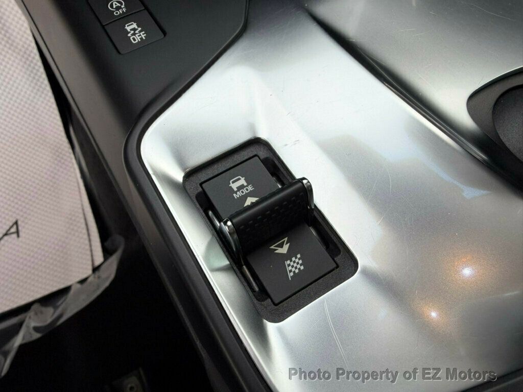 2018 Jaguar E-PACE ONE OWNER--72543 KMS! CERTIFIED! - 22970318 - 43