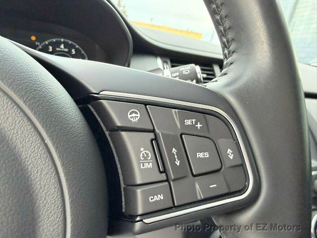 2018 Jaguar E-PACE ONE OWNER--72543 KMS! CERTIFIED! - 22970318 - 46