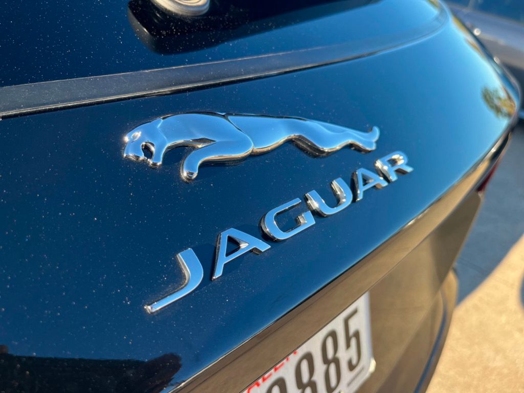 2018 Jaguar E-PACE P250 AWD E-PACE - 22270982 - 32