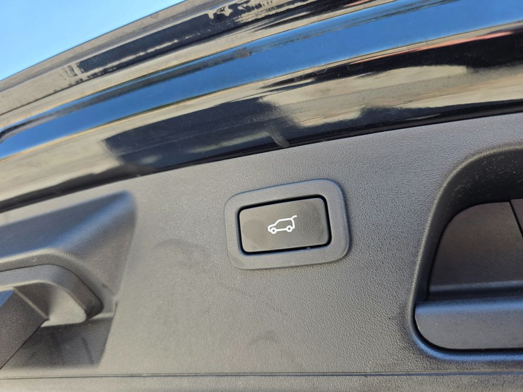 2018 Jaguar E-PACE P250 AWD SE - 22995800 - 13