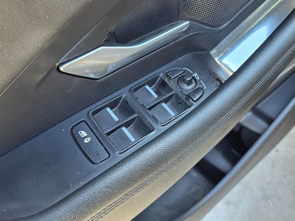 2018 Jaguar E-PACE P250 AWD SE - 22995800 - 22