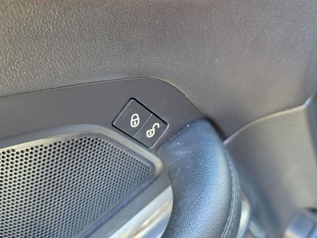 2018 Jaguar E-PACE P250 AWD SE - 22995800 - 23