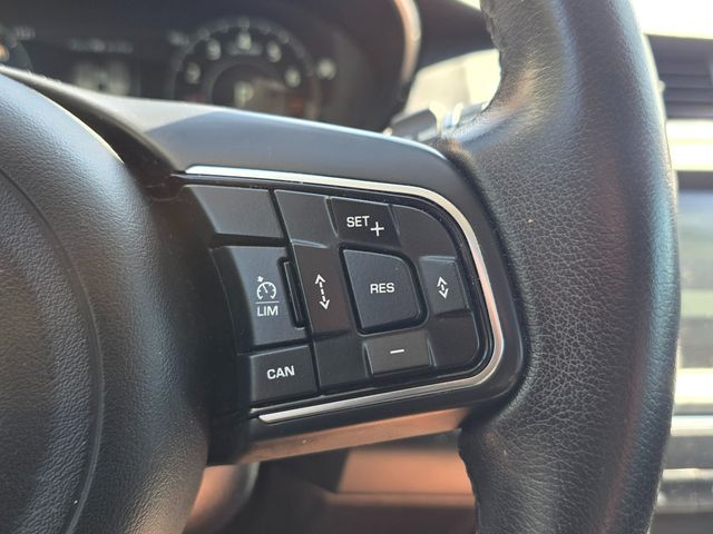 2018 Jaguar E-PACE P250 AWD SE - 22995800 - 28