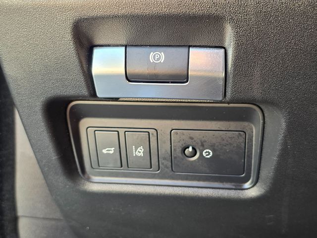 2018 Jaguar E-PACE P250 AWD SE - 22995800 - 41