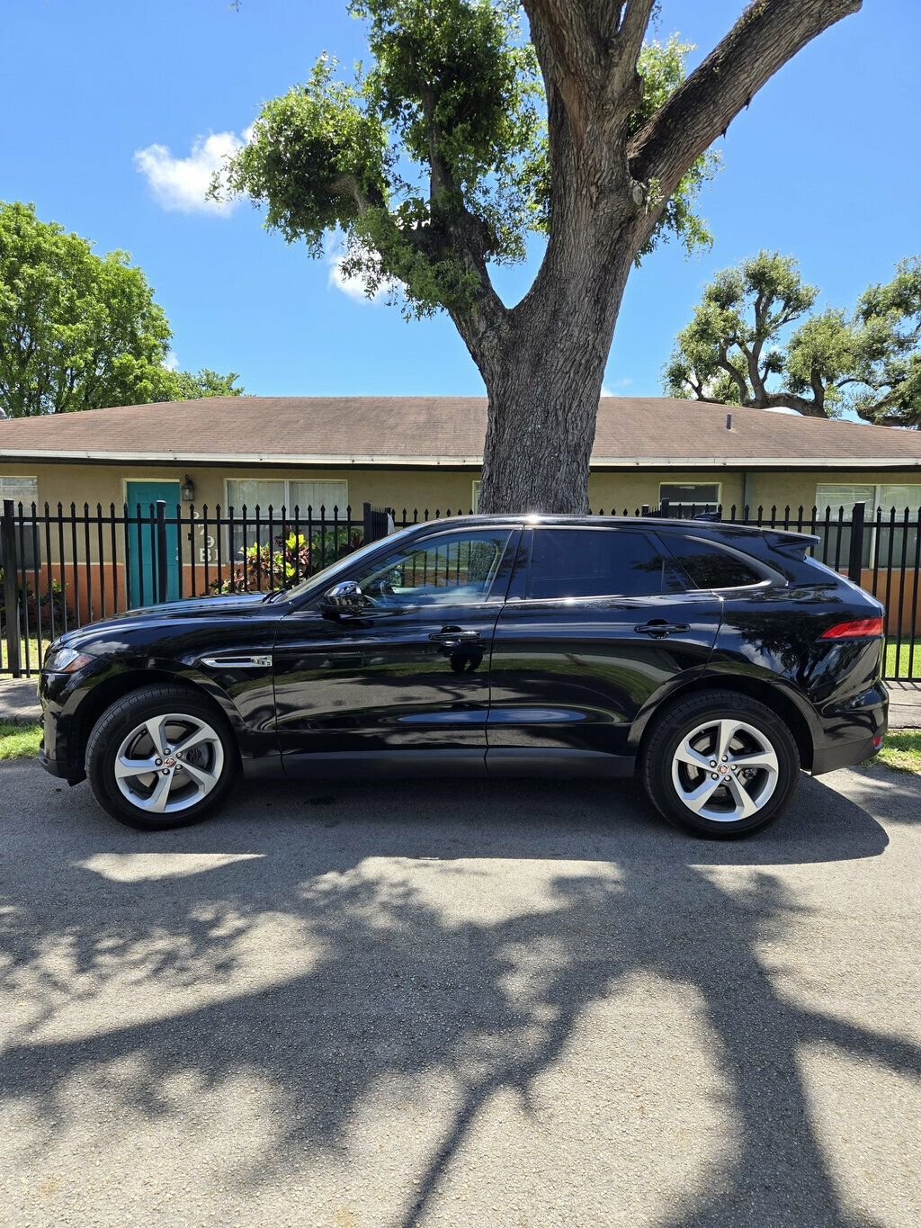 2018 Jaguar F-PACE  - 23030719 - 10