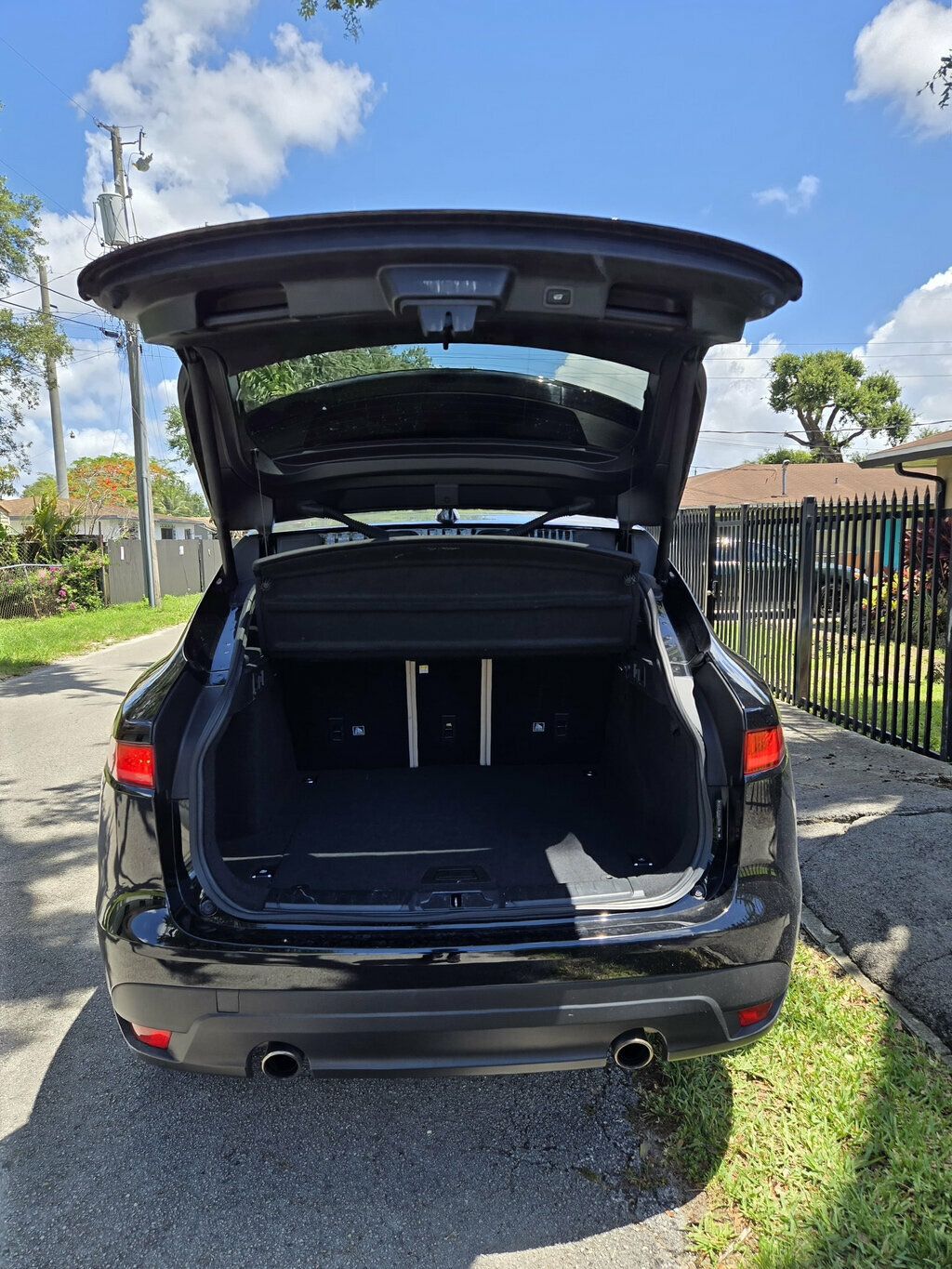 2018 Jaguar F-PACE  - 23030719 - 4