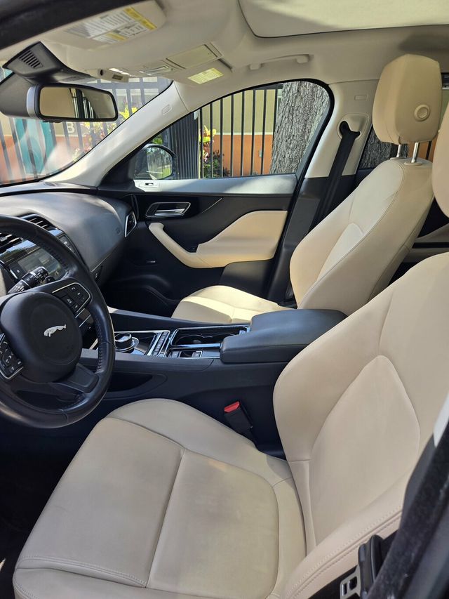 2018 Jaguar F-PACE  - 23030719 - 8