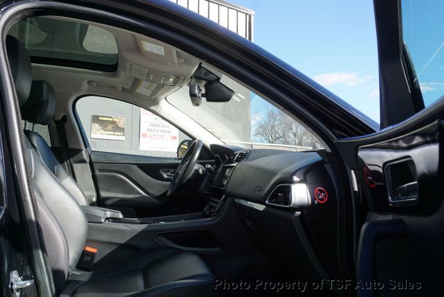 2018 Jaguar F-PACE 20d Premium AWD - 22949134 - 10