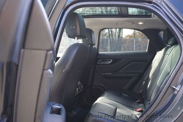 2018 Jaguar F-PACE 20d Premium AWD - 22949134 - 11