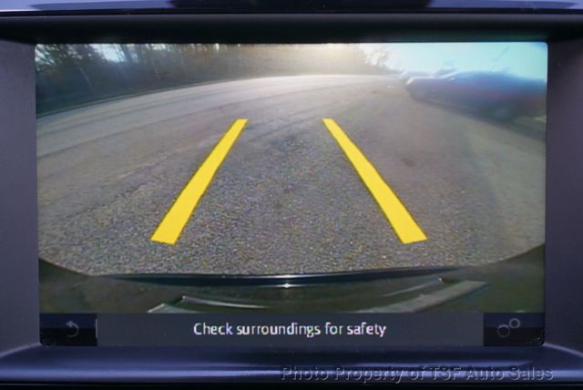 2018 Jaguar F-PACE 20d Premium AWD - 22949134 - 17