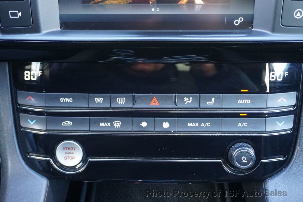 2018 Jaguar F-PACE 20d Premium AWD - 22949134 - 25