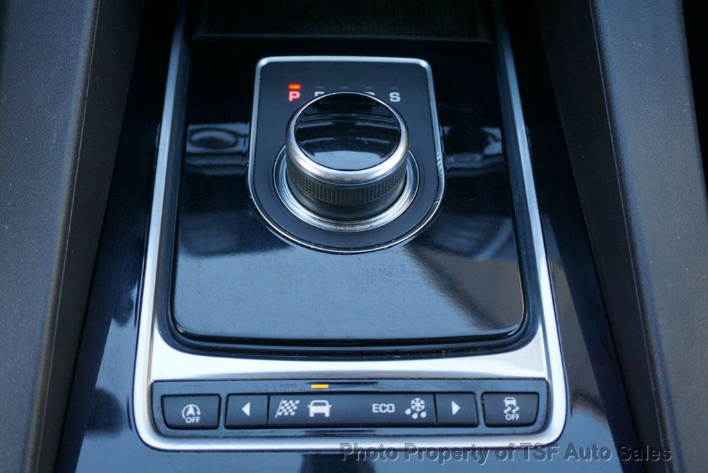 2018 Jaguar F-PACE 20d Premium AWD - 22949134 - 26