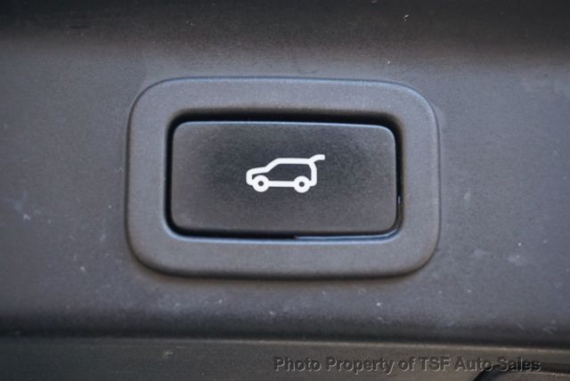 2018 Jaguar F-PACE 20d Premium AWD - 22949134 - 30