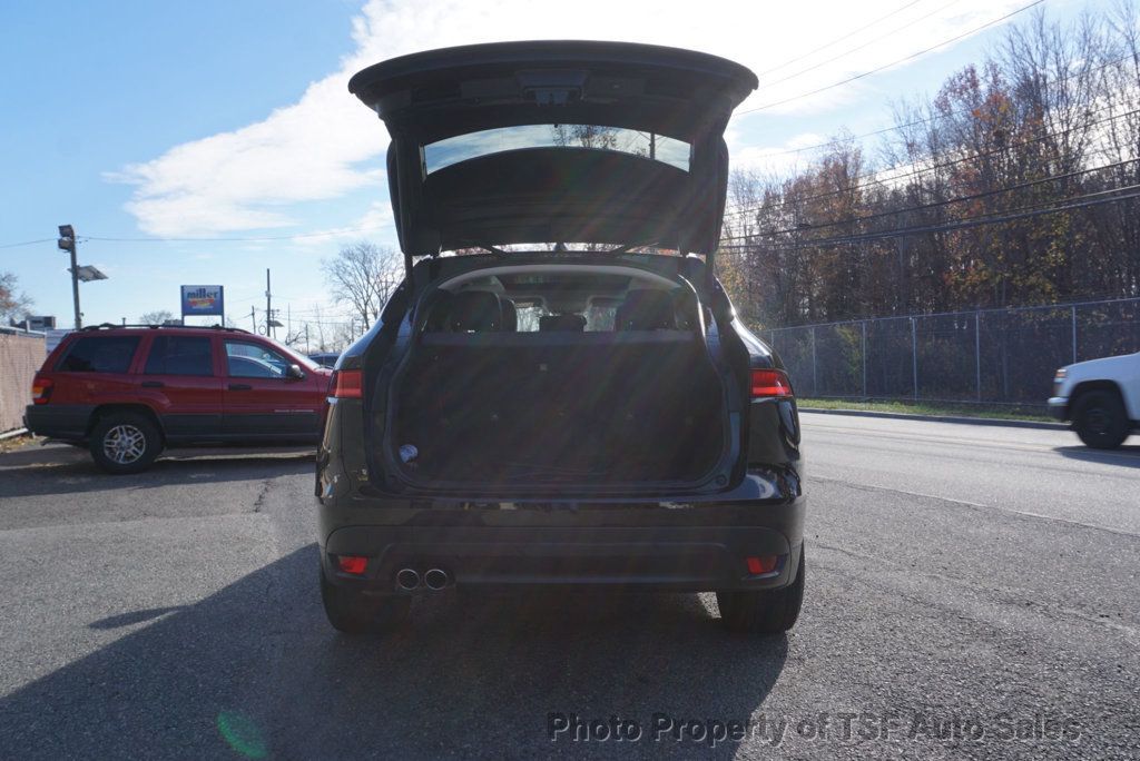 2018 Jaguar F-PACE 20d Premium AWD - 22949134 - 32