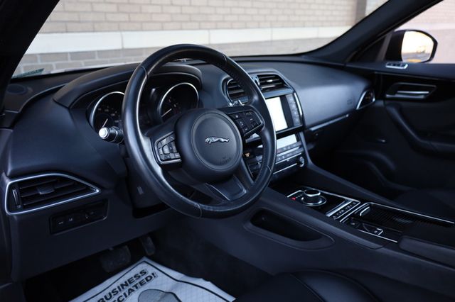 2018 Jaguar F-PACE 25t Premium AWD - 22970852 - 13