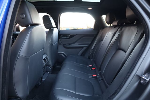2018 Jaguar F-PACE 25t Premium AWD - 22970852 - 18