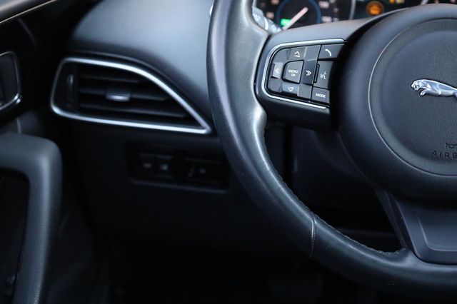 2018 Jaguar F-PACE 25t Premium AWD - 22970852 - 28