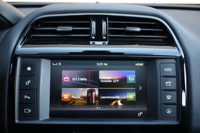 2018 Jaguar F-PACE 25t Premium AWD - 22970852 - 37