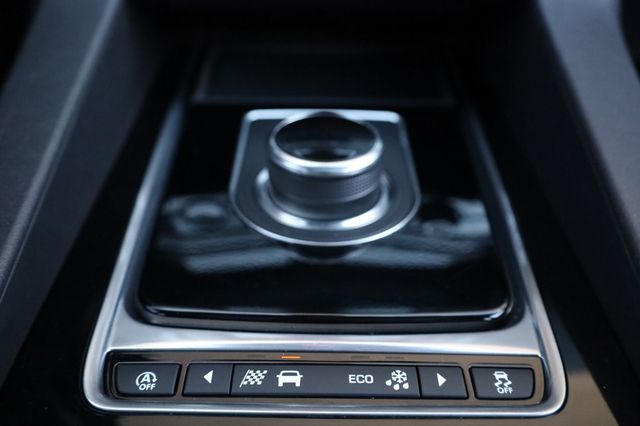 2018 Jaguar F-PACE 25t Premium AWD - 22970852 - 42