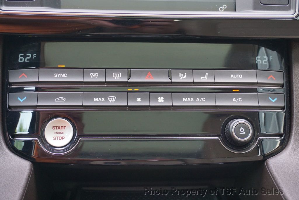 2018 Jaguar F-PACE 25t Prestige AWD MERIDIAN SOUND HEATED&COOLED SEATS PANO ROOF  - 22864402 - 26