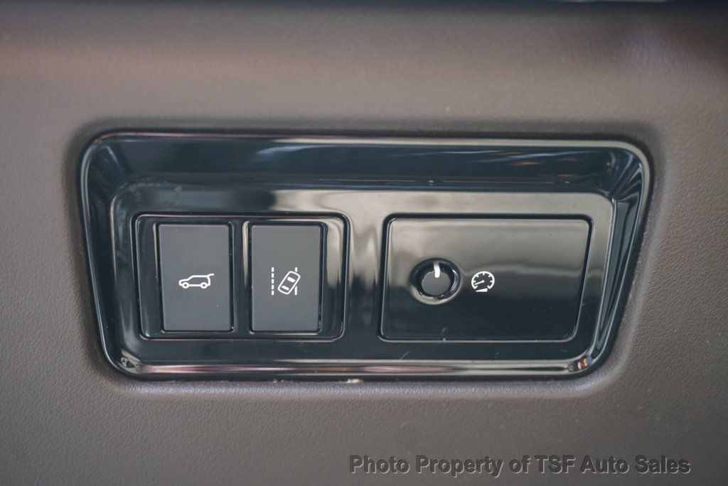 2018 Jaguar F-PACE 25t Prestige AWD MERIDIAN SOUND HEATED&COOLED SEATS PANO ROOF  - 22864402 - 35