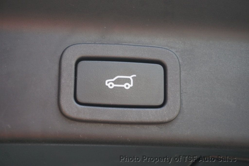 2018 Jaguar F-PACE 25t Prestige AWD MERIDIAN SOUND HEATED&COOLED SEATS PANO ROOF  - 22864402 - 38