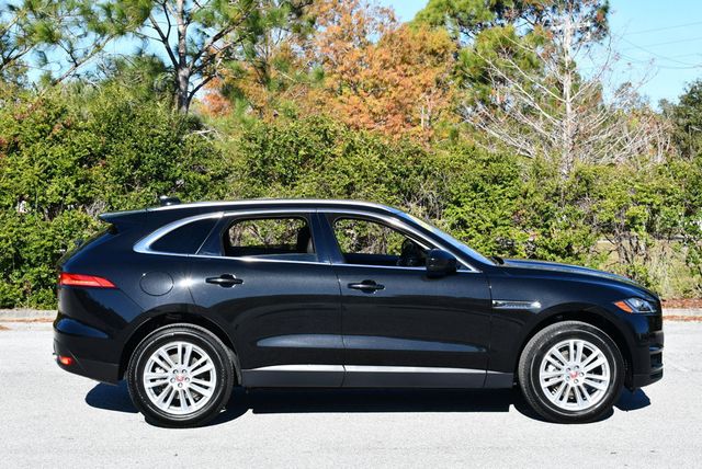 2018 Jaguar F-PACE 25t Prestige AWD SUV W/Vision & Comfort/Convenience Packages - 22971294 - 31