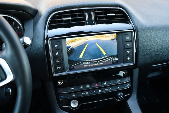 2018 Jaguar F-PACE 25t Prestige AWD SUV W/Vision & Comfort/Convenience Packages - 22971294 - 49