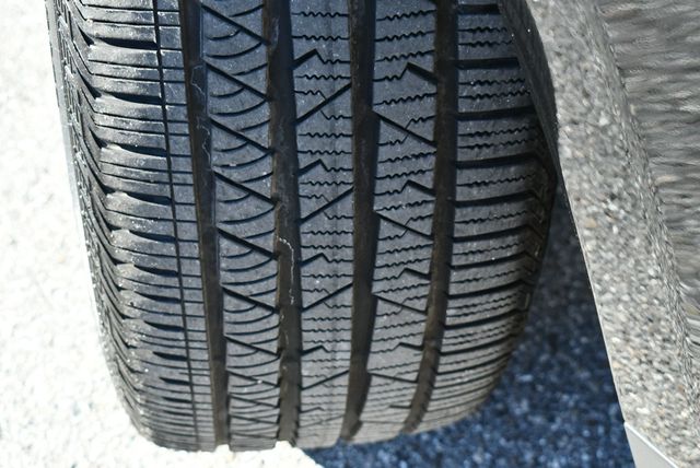 2018 Jaguar F-PACE 25t Prestige AWD SUV W/Vision & Comfort/Convenience Packages - 22971294 - 54