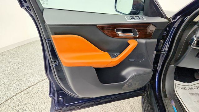 2018 Jaguar F-PACE 30t Portfolio AWD w/ Fixed Side Step Pack - 23020919 - 10