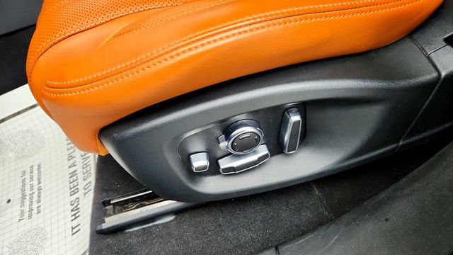 2018 Jaguar F-PACE 30t Portfolio AWD w/ Fixed Side Step Pack - 23020919 - 11