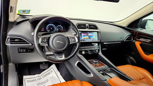 2018 Jaguar F-PACE 30t Portfolio AWD w/ Fixed Side Step Pack - 23020919 - 12